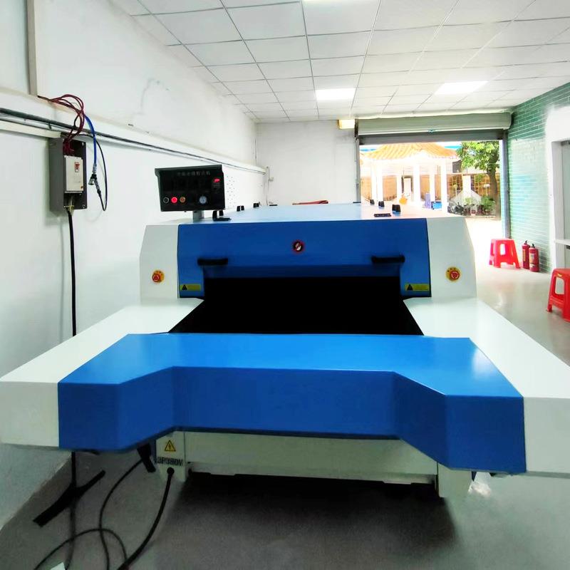 供应面料全自动防偏无缝粘合机服装布料热压复合定型机