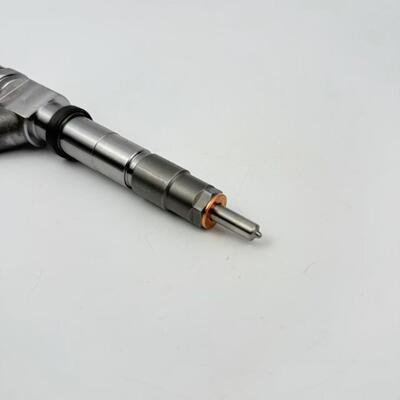 0445120126喷油嘴 适用神钢SK120/130/140-8 D04FRC挖掘机 发动机