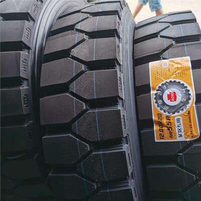 湖北奥莱斯矿山花纹防爆轮胎1200R201100R201000R20 900R20防刺穿