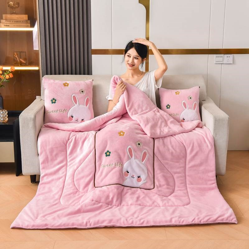 冬保暖牛奶绒抱枕被子两用加厚汽车上二合一靠背办公室午休小被子