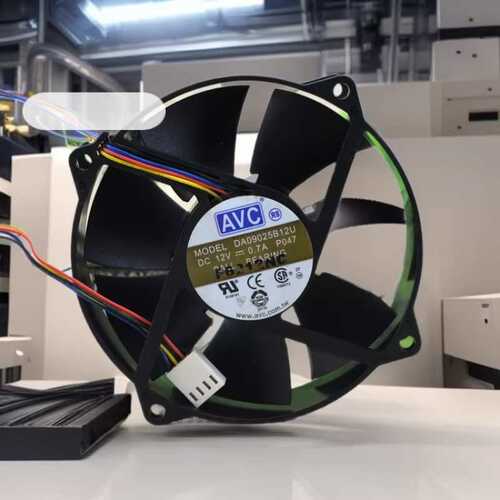 AVC 9厘米CPU风扇 CPU散热器0.7A大风量 PWM温控调速 DA09025B12U