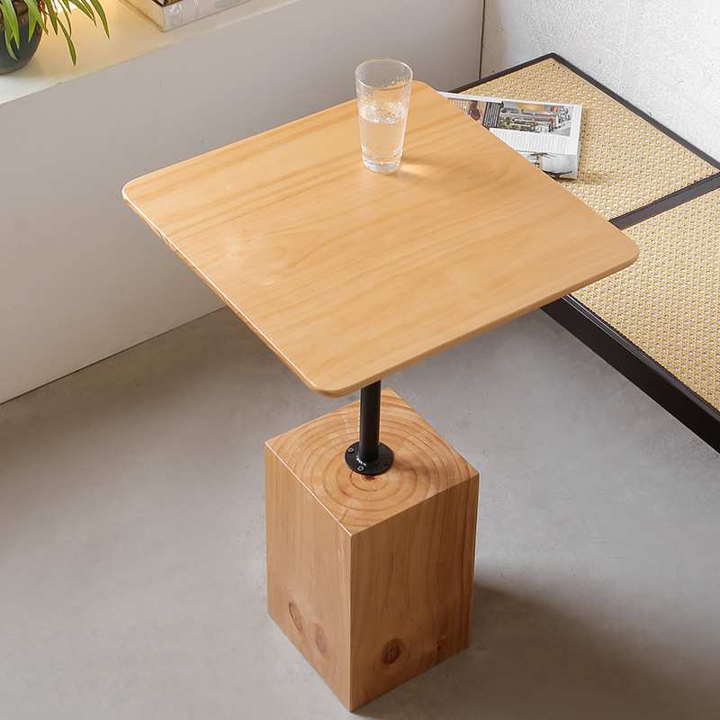 中古风实木茶餐厅个性设计餐桌北欧商用咖啡店洽谈接待双人方桌子