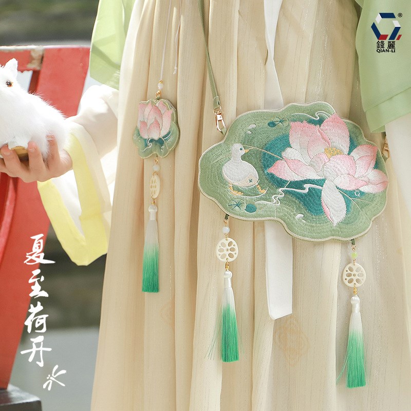 端午中秋新中式香囊刺绣挂件荷花禁步香包汉服荷包配饰汉服配饰