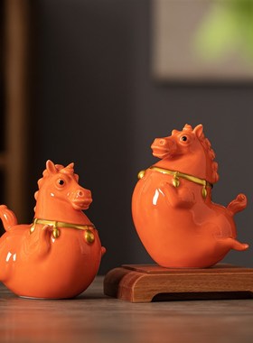陶瓷马摆件红色唐马客厅办公室酒柜桌面装饰工艺品生肖马年吉祥物