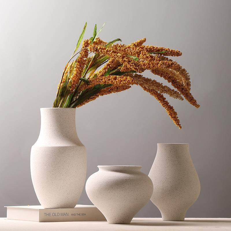 北欧简约陶瓷花瓶样板房创意磨砂点点插花装饰品博古架物摆件现代
