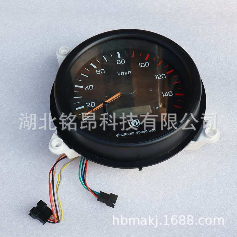 东风汽车配件 EQ5118电子车速里程表3802YL21-010 里程表24V