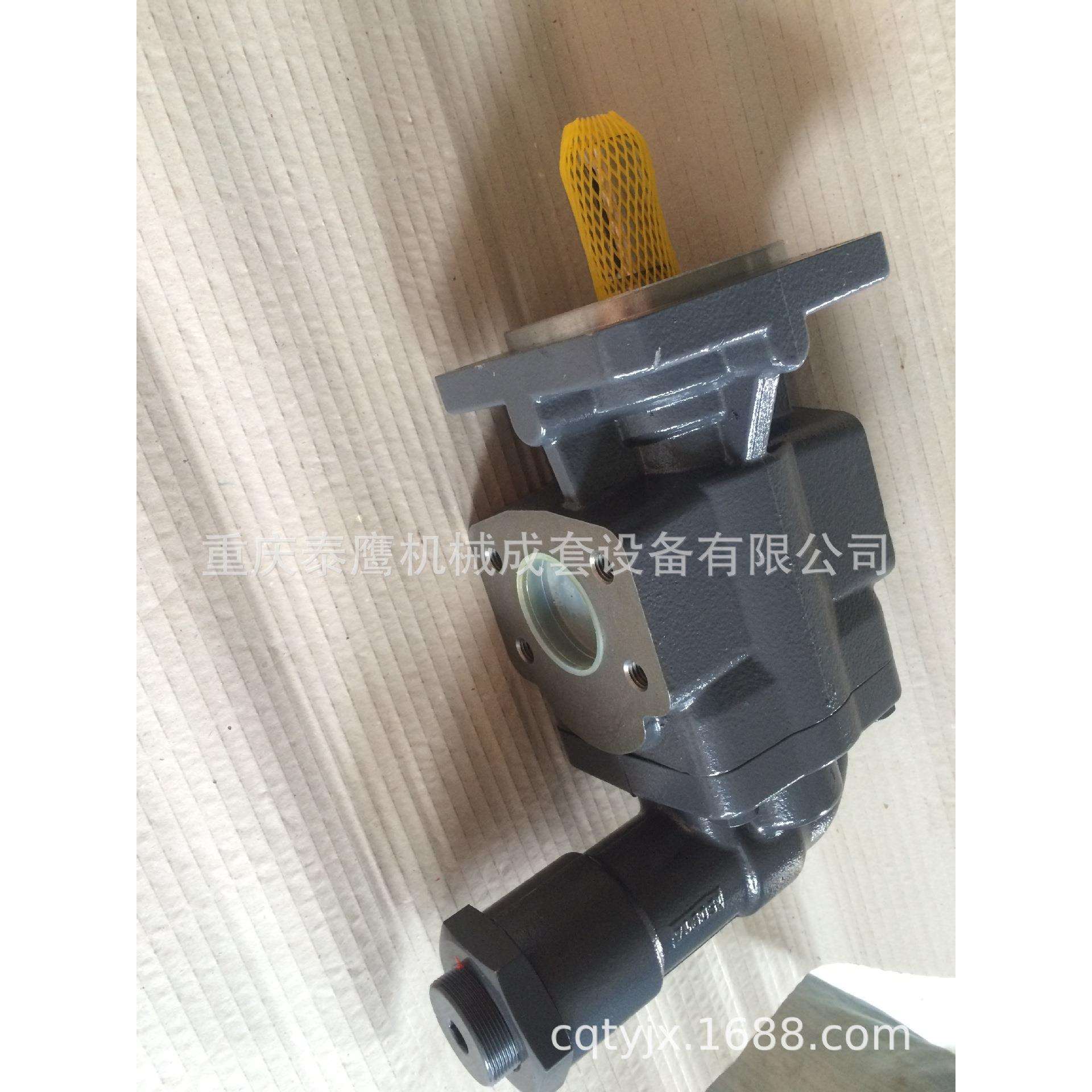 德国克拉克齿轮泵KF12RF7/74 KF12RF7/74-D15 KF12RF2-D15KF12RF7