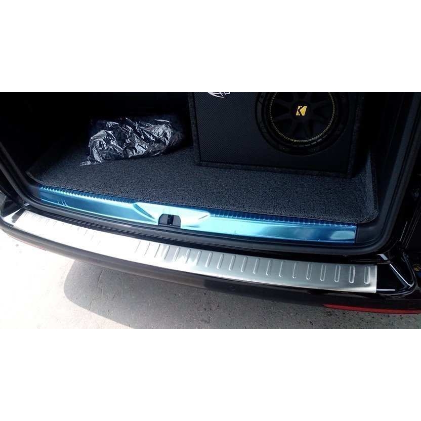 适用于大众T5T6后护板大众迈特威凯路威后护板后杠踏板内护板改装