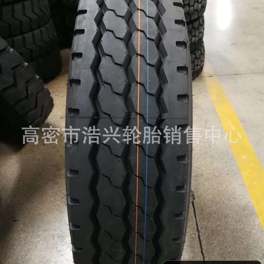石方运输车矿山防爆轮胎1200R20 1100R20全钢丝轮胎后八轮自卸车