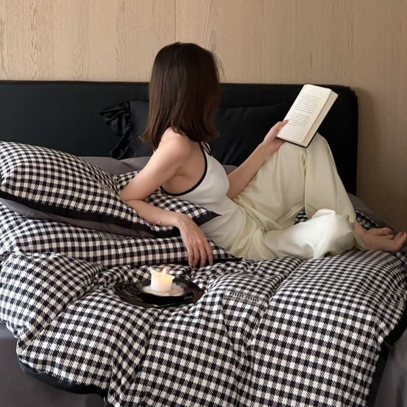 小众轻奢时尚大牌风复古黑白格60天丝棉磨毛四件套洋气女生被子秋
