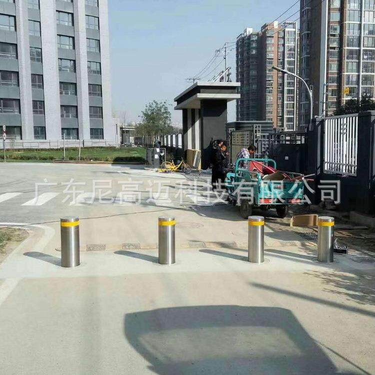小区全自动液压升降柱停车场不锈钢防撞柱警示柱半自动路障拦车桩