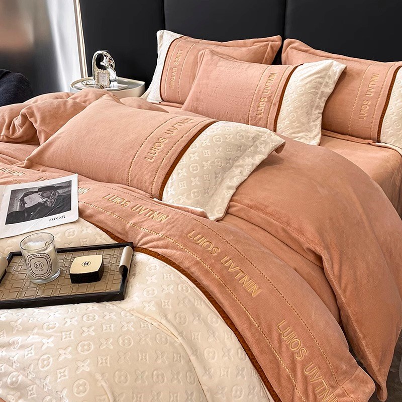 轻奢高级感d牛奶绒四件套2024新款珊瑚绒加绒床笠款床上被套床单
