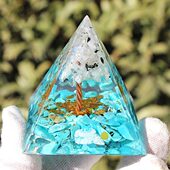 汽车绿松石金字塔树脂5cm滴胶家居摆件办公室装 饰品碎石水晶