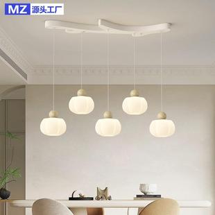 餐厅吊灯简约奶油风创意树枝咖啡馆吧台灯2025新款饭桌商铺用灯具