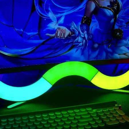 供应APP幻彩音围网红电竞氛灯拾壁灯弧形声控感应LED奇光板