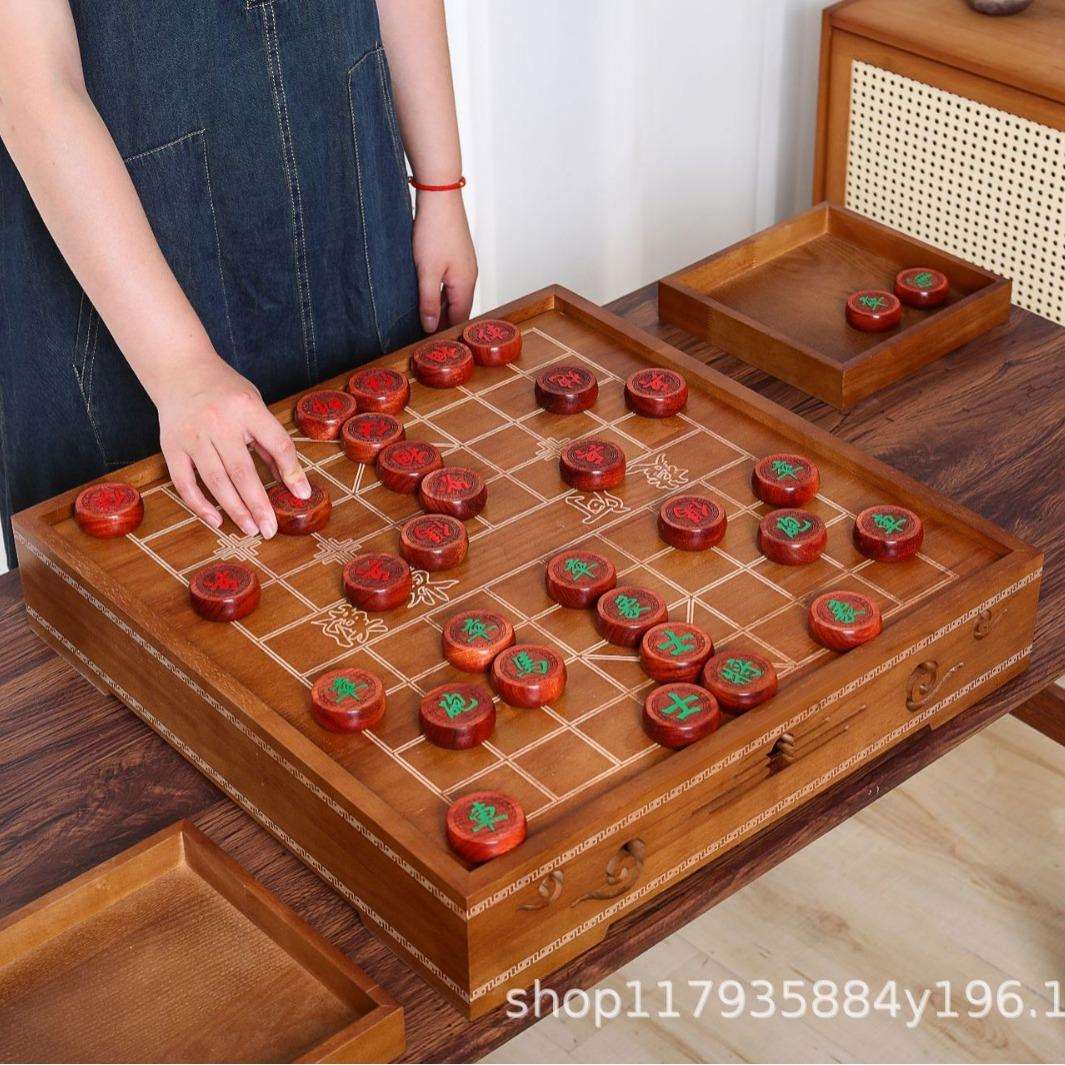 实木中国象棋套装带棋盘五子棋多合一木质象棋盘送长辈实木象棋