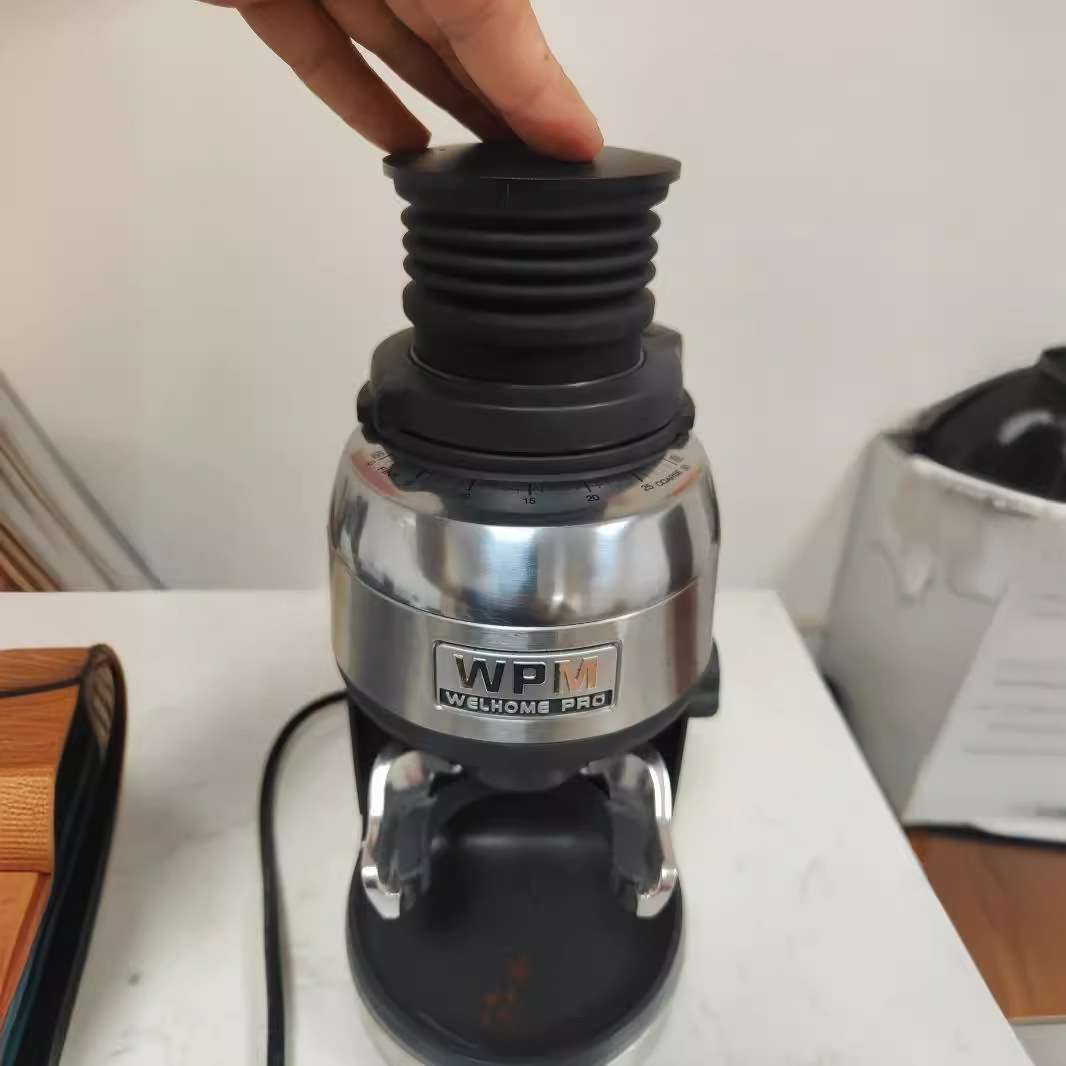 WPM惠家ZD-12/15/17N磨豆机豆仓残粉拍漏斗研磨机清洁气吹豆仓