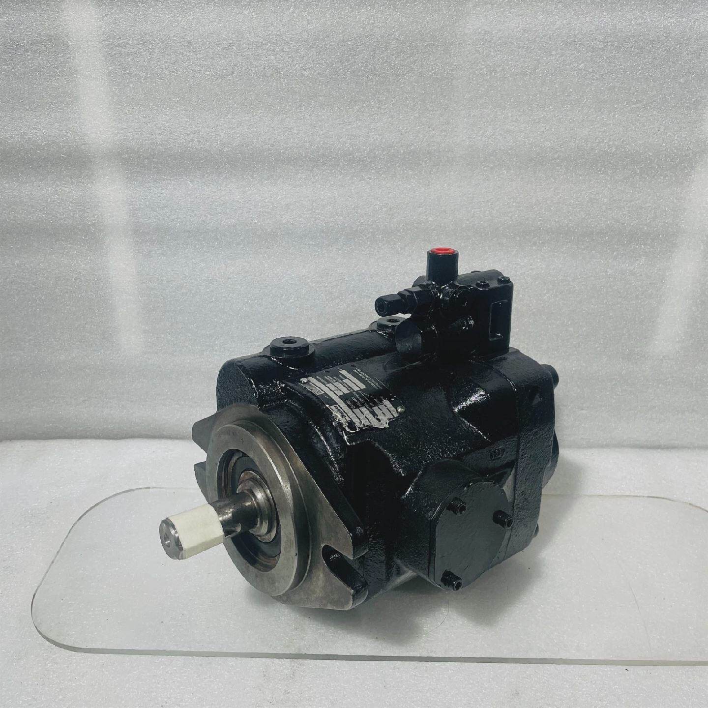 ParkerDenisonPVP2336RMP21液压可变活塞泵PVP2336 - 实物图