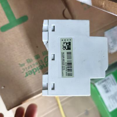 议价EA9L208F400浪涌正常正面有划痕适用