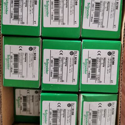议价Dl1bdb8 Br New Original Product With Free Shipping适用
