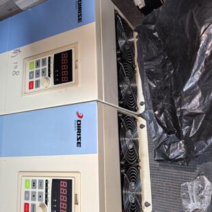 (议)德瑞斯变频器37KW380V三相好件成