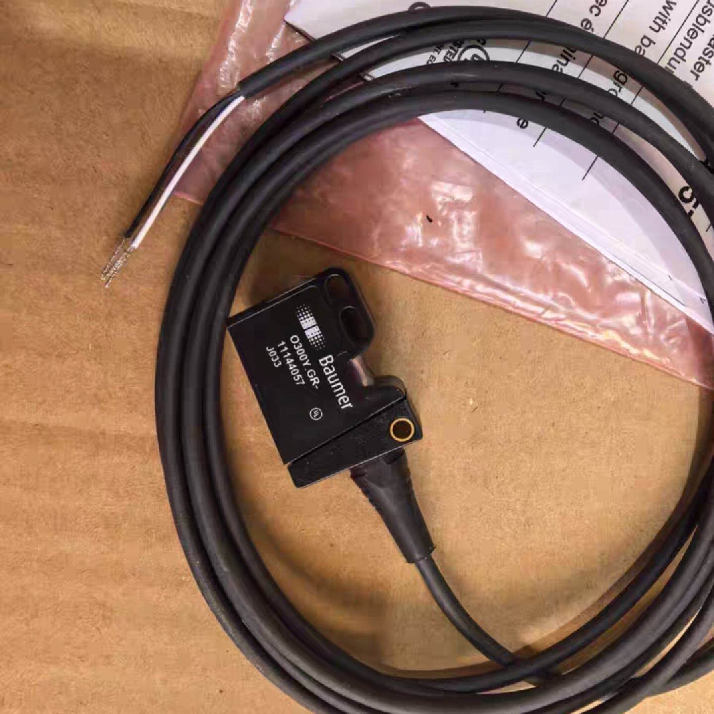 议价Baumer堡盟光电感测器O500.TR-11128041全新原装正品现货议价