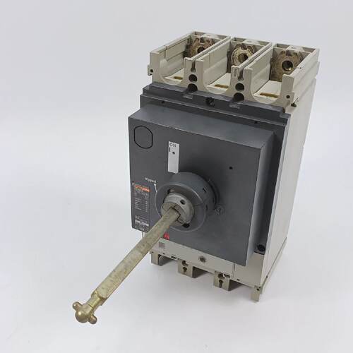 Merlin Gerin 32693 NS400N STR23SE Circuit Breaker Compact 40