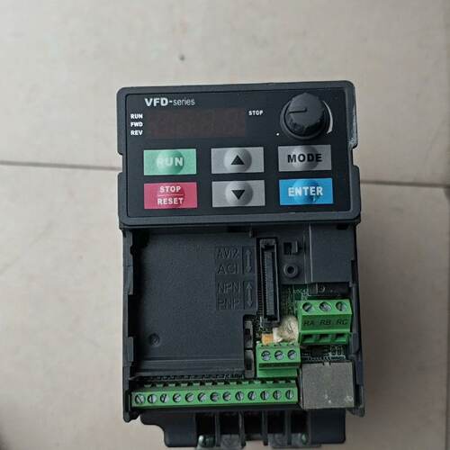 议价台达变频器 VFD007E43A