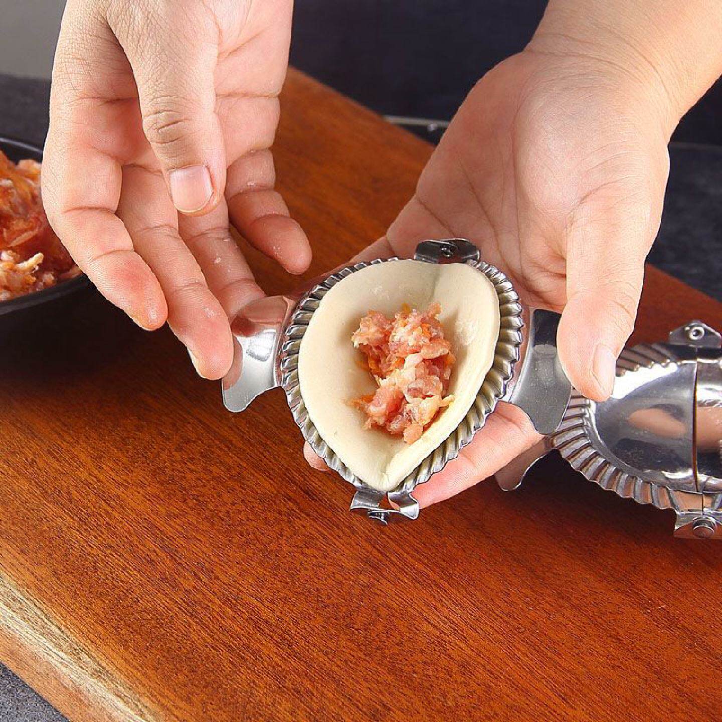 不锈钢包饺子神器新款饺子模具水饺模手动饺子器家用油角子夹