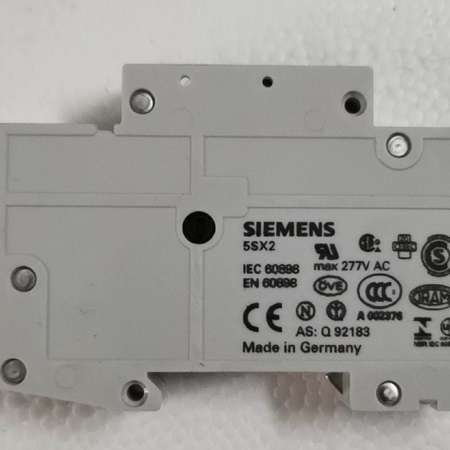 西门子小型断路器5SX21 C10A/1P--议价商品