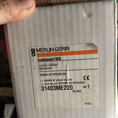 议价原装正品梅兰日兰塑壳断路器NS250N 3P STR22ME 220