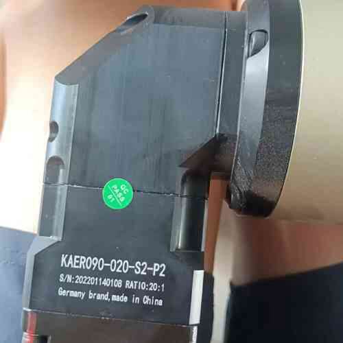 议价直角减速机，KAER090-020-S2-P2，配400w伺