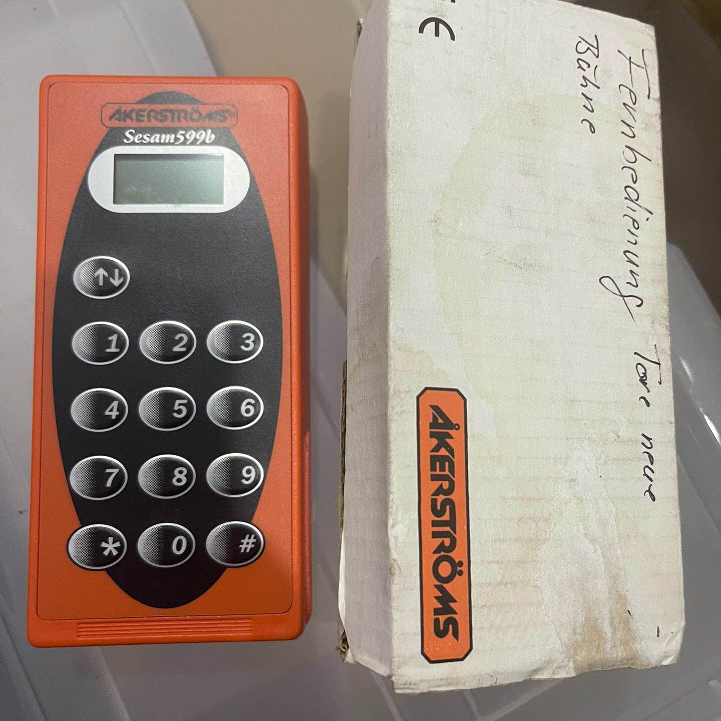 议价akerstroms显示器sesam599b9262适用 - 实物图