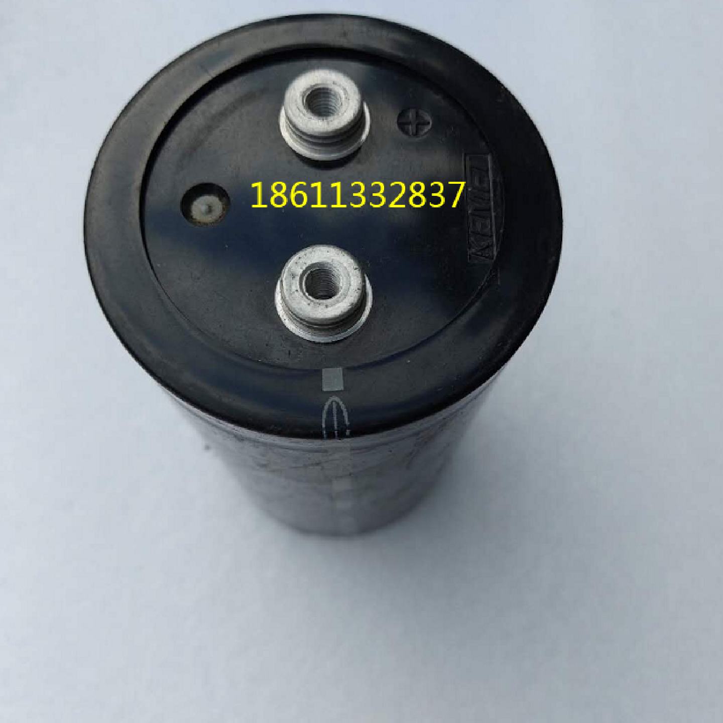 议价电容ALS30C 1023NP 400VDC 4700UF直径7.5cm高14.5cm 议价 - 实物图