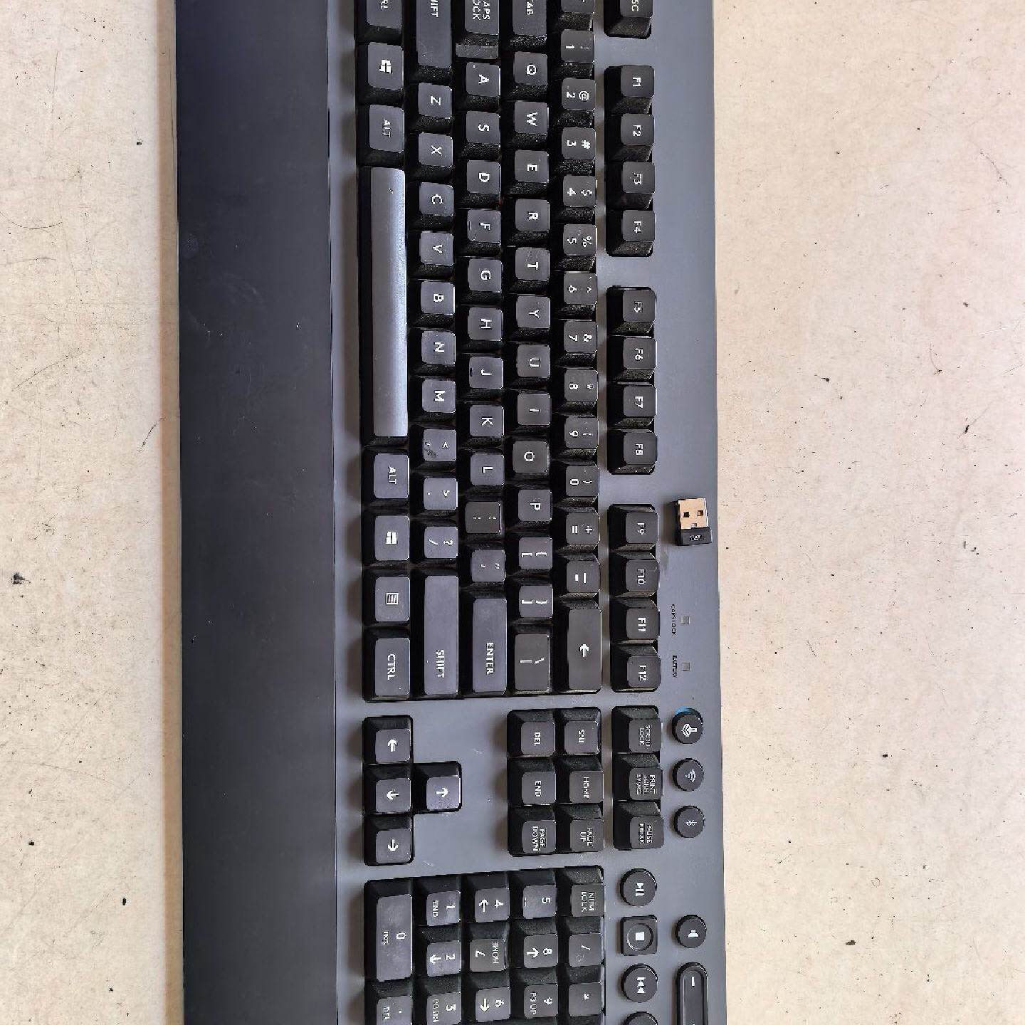 【议价】G613 罗技无线机械键盘带接收器声音小无灯光成色还可 全