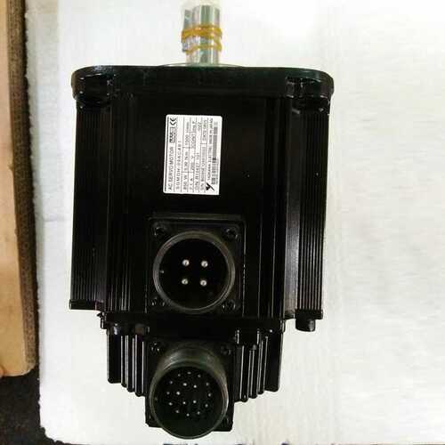 YASKAWA安川电机AC SERVO MOTOR SGMGH-09ACA61AC伺服马达