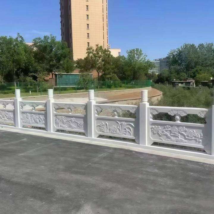 厂家直供石雕栏杆拱桥河道护栏广场栏板花岗岩汉白玉围栏升旗台
