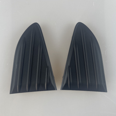 YARIS US 2018- LE 后杠片框  52164-52120    52163-52120