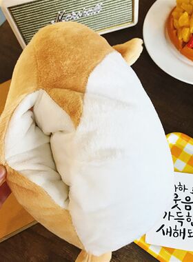 冬季柯基屁股暖手捂枕头学生靠垫少女心情侣可爱床头插手抱枕午睡
