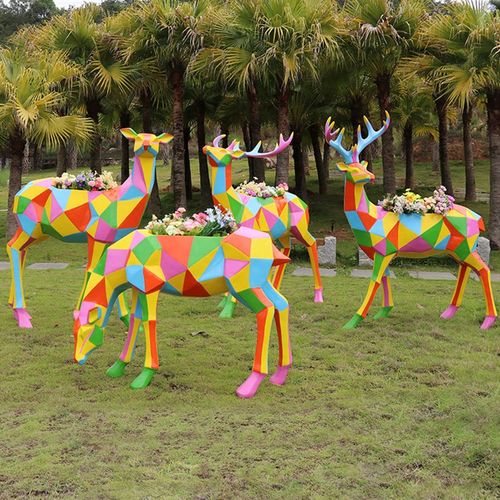 户外几何块面梅花鹿玻璃钢雕塑公园草坪K花缸大摆件售楼部学校小