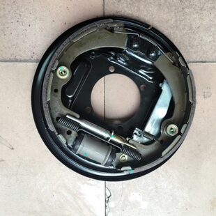 适用于D22锐琪皮卡后制动盘总成 后刹车片 后制动器总成带刹车皮