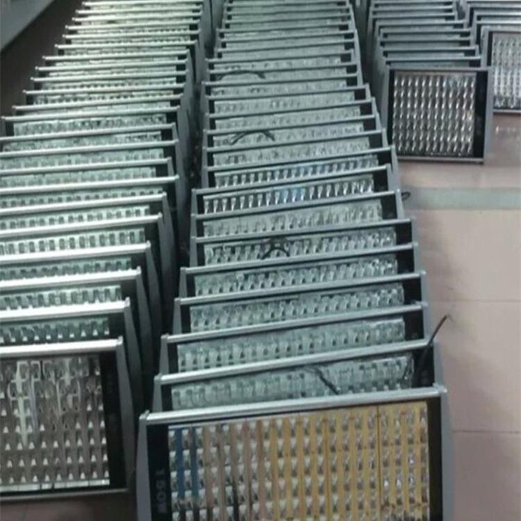 芯鹏达平板路灯头单颗道路照明 154w168W140W普瑞芯片 明玮电源