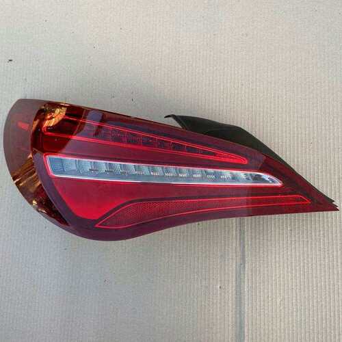 适用奔驰117 CLA180 CLA200 CLA220 CLA260等尾灯后大灯 拆车件