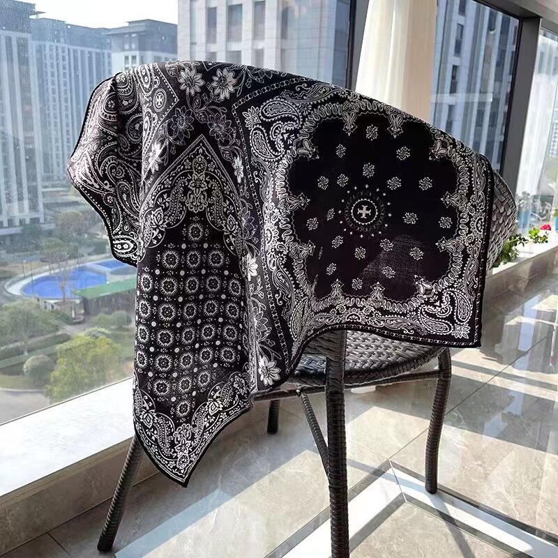 桑蚕丝羊毛【腰果花黑色】60丝毛方巾双面时尚女士气质丝巾K618