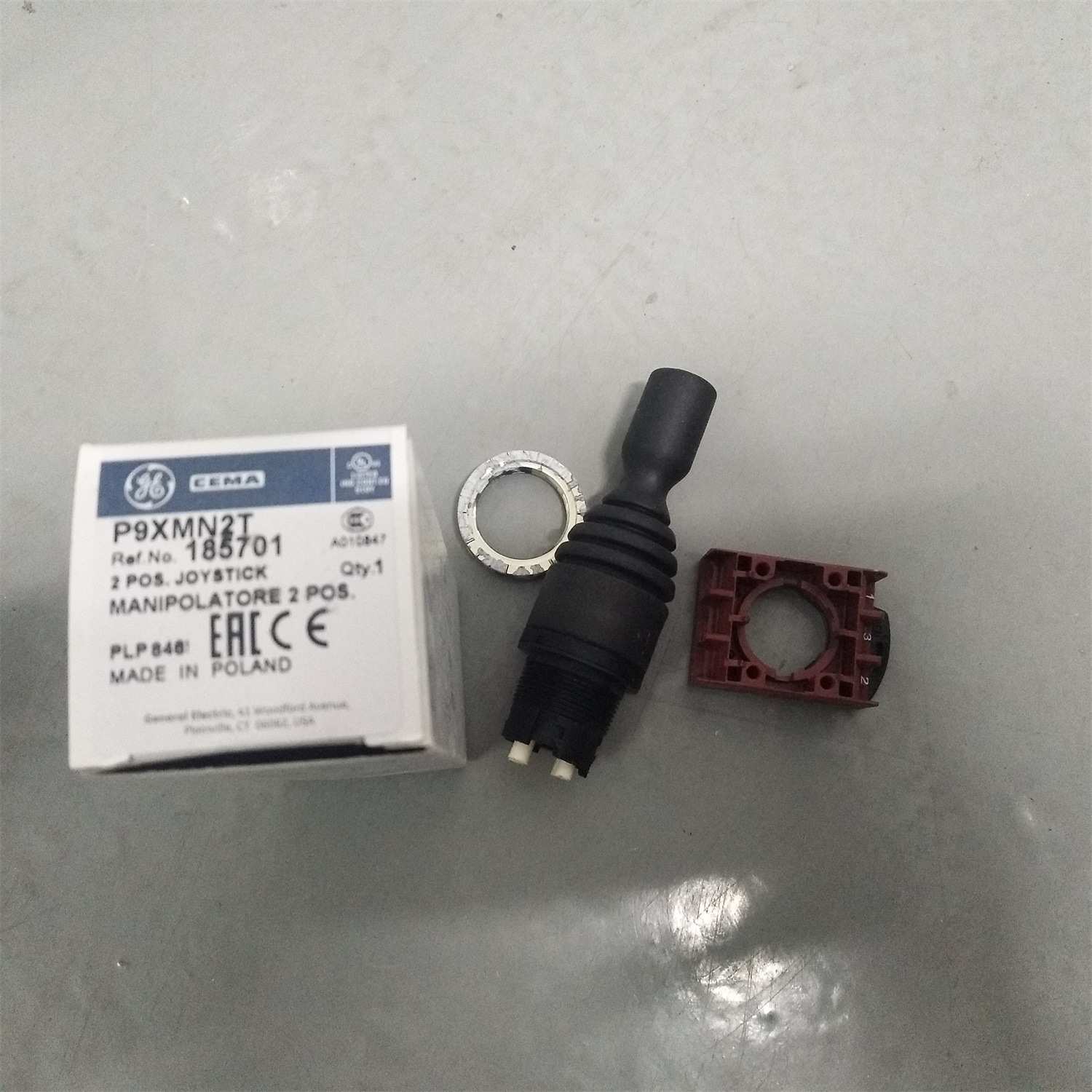 P9XMN2T CEMA一字开关 P9MMN2T  GE摇杆开关 ABB摇杆开关