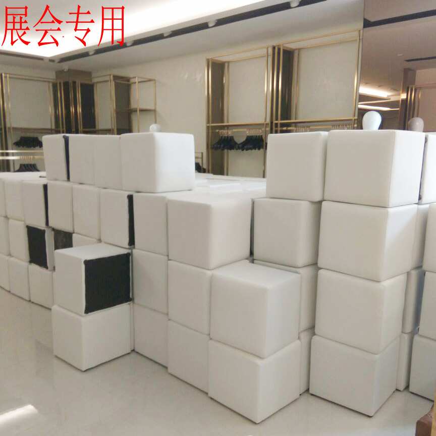 展会用凳白色黑色正方形软体皮凳软包皮墩简易车展沙发凳会议凳子