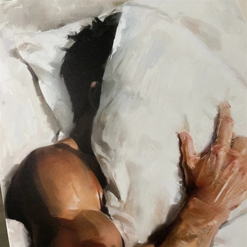 深睡肌肉男高清装饰画卧室挂画喷绘油画房间室内挂墙靠墙型男图片