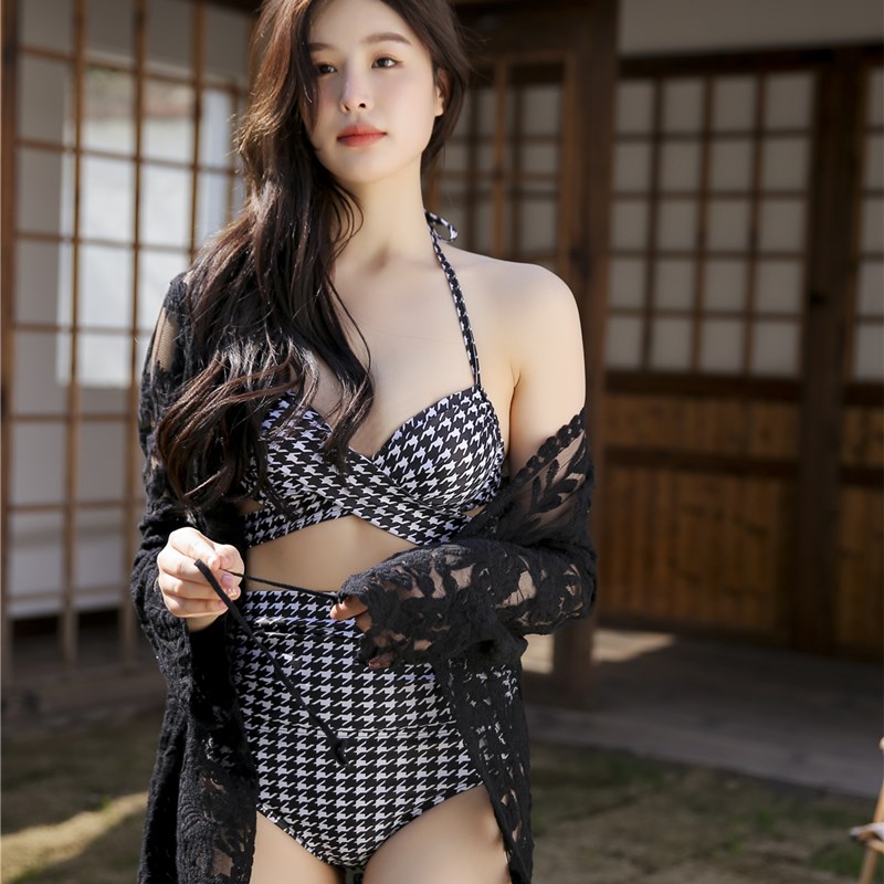 泳衣女性感高腰遮肚显瘦聚拢钢托千鸟格分体比基尼温泉度假防晒衫