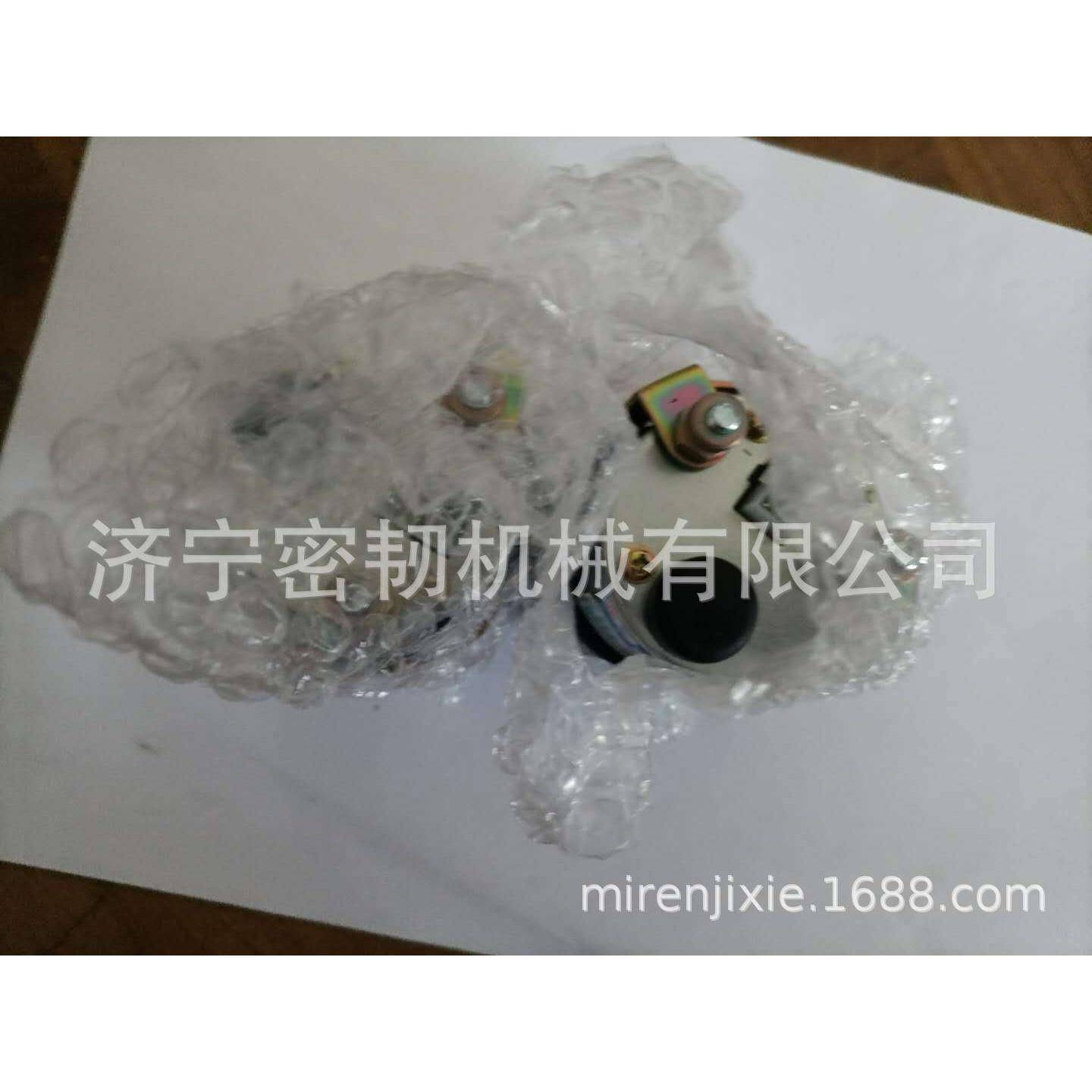 压路机全车配件SR16/SR22电压表D2140-03210