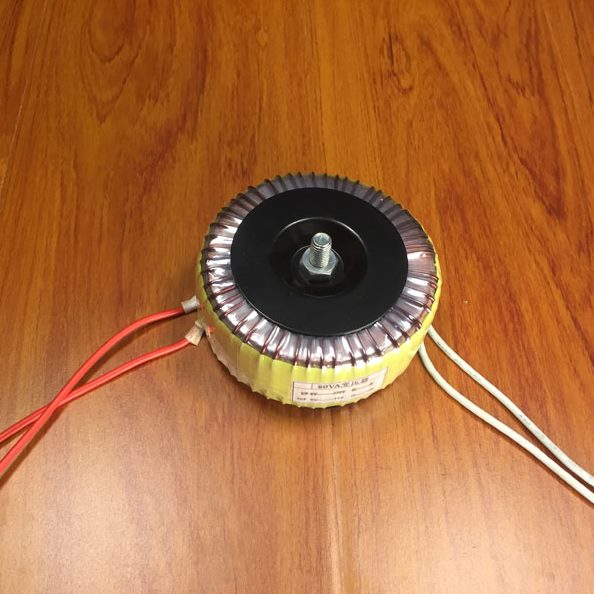 A环形变压器V220     单8W7012V. 6转